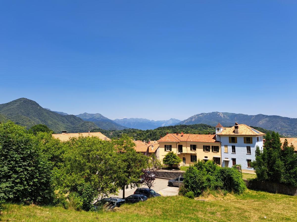 Appartamento Storico Con Giardino Soleggiato - B&B Via Rinaldi Arto Centonara Kültér fotó